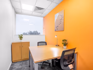 5 Person Private Office