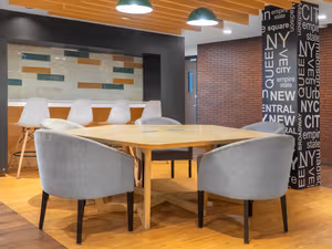 40 Person Private Office