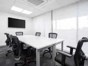 7 Person Private Office