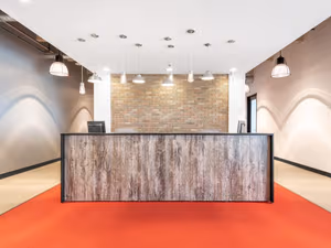 7 Person Private Office