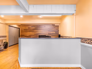 1 Person Coworking Desk