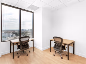 1 Person Coworking Desk