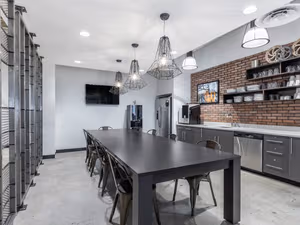 1 Person Virtual Office