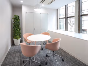 10 Person Private Office