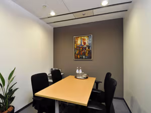 3 Person Private Office