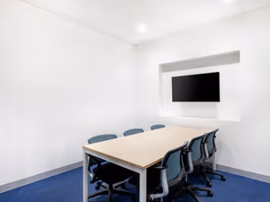 5 Person Private Office