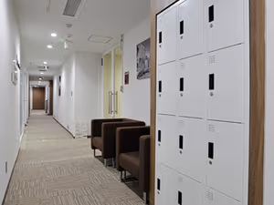 3 Person Private Office