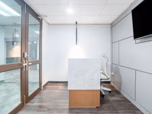 15 Person Private Office