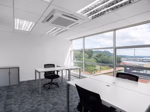 25 Person Private Office
