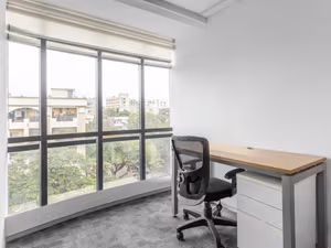 30 Person Private Office