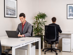 1 Person Coworking Desk