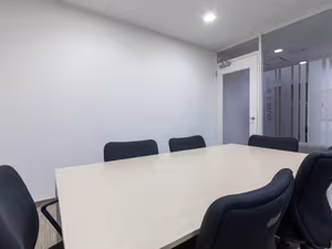 3 Person Private Office