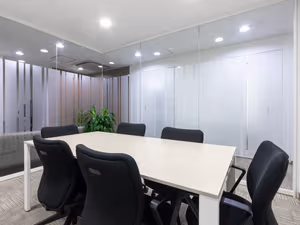 7 Person Private Office