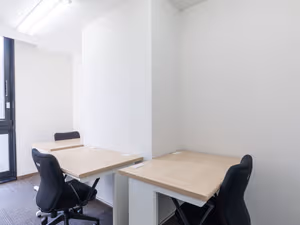 4 Person Private Office