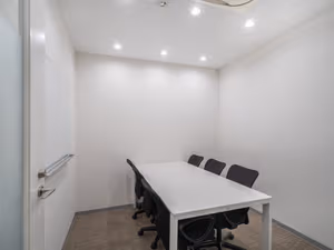 3 Person Private Office