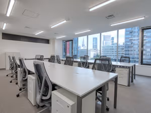 50 Person Private Office