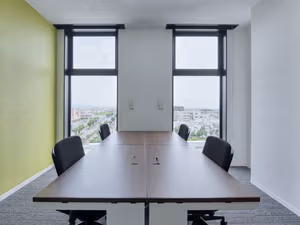30 Person Private Office