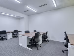 5 Person Private Office