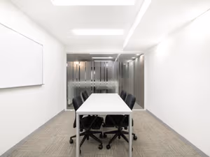 30 Person Private Office