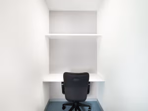 1 Person Private Office