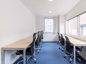 5 Person Private Office