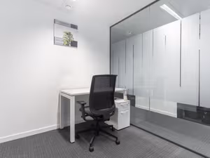 4 Person Private Office