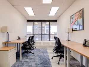 40 Person Private Office
