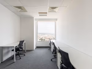 7 Person Private Office