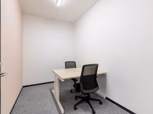 1 Person Coworking Desk