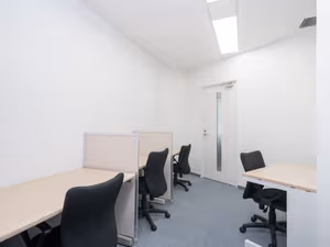 5 Person Private Office