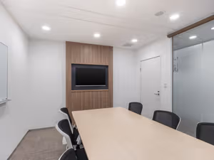 40 Person Private Office