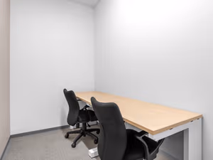 25 Person Private Office
