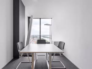 30 Person Private Office