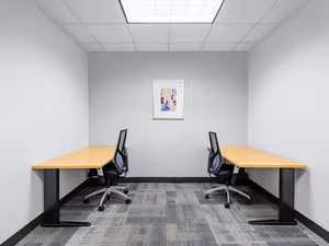 5 Person Private Office