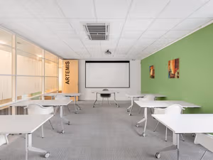 10 Person Private Office