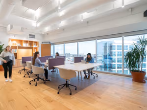 4 Person Private Office