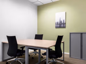 30 Person Private Office