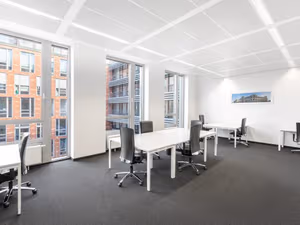 1 Person Private Office