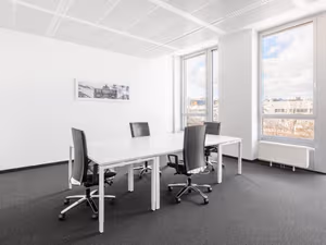 7 Person Private Office