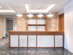 4 Person Private Office