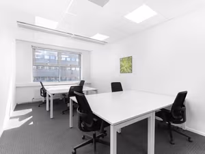 7 Person Private Office