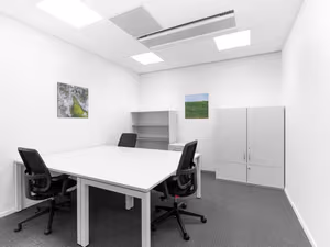 1 Person Private Office