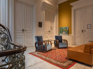 15 Person Private Office