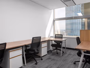 1 Person Private Office