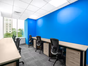 15 Person Private Office