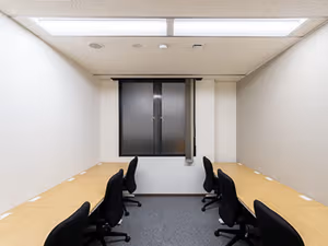 7 Person Private Office