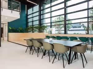 25 Person Private Office
