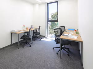 1 Person Private Office