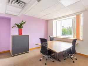 15 Person Private Office