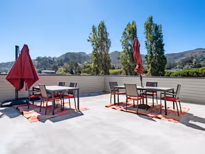 7 Person Private Office